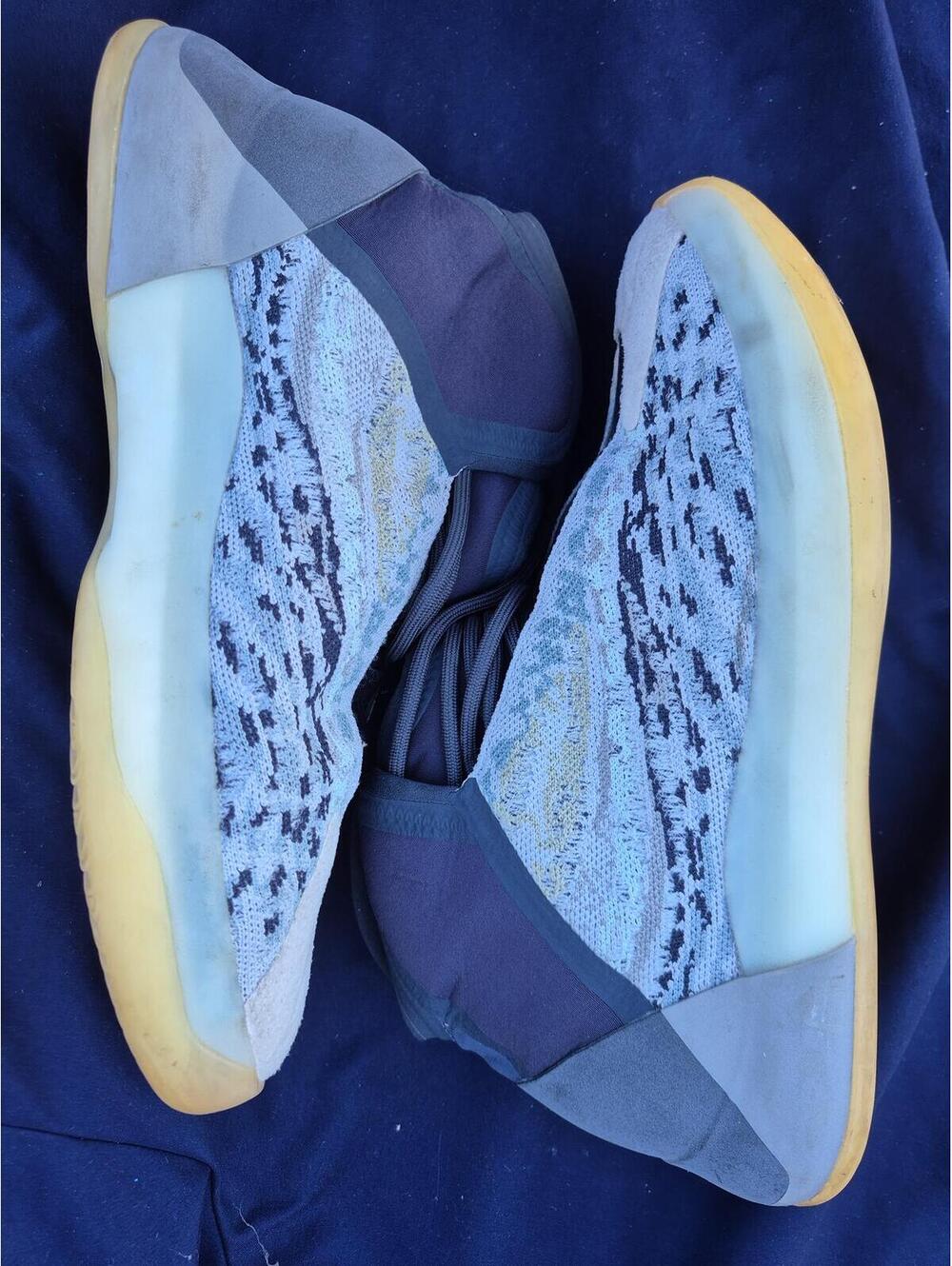 Adidas Yeezy QNTM Quantum Basketball Shoes Sea TealSz 10.5 M